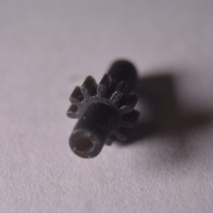 Axle gear detail showing 1.5 mm bore and tooth profile for SD‑45 repair